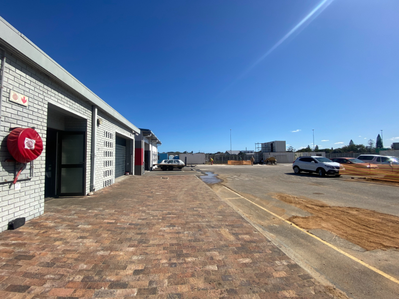 To Let commercial Property for Rent in Phoenix Western Cape